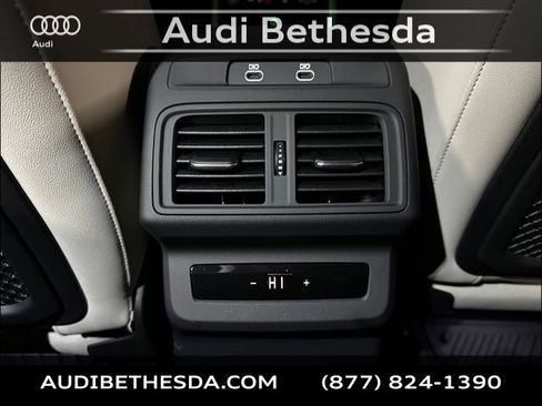 Certified 2025 Audi Q5 2.0T Premium Plus w/ Premium Plus image 26