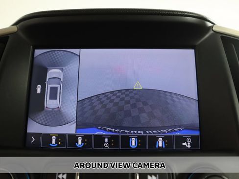 Used 2020 GMC Terrain Denali w/ Denali Premium Package AWD/4WD image 7