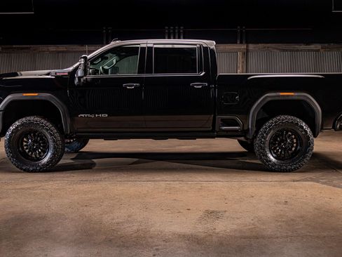 Used 2026 GMC Sierra 3500 AT4 w/ AT4 Premium Plus Package AWD/4WD image 6