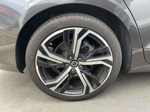 Used 2023 Volvo S60 B5 Plus w/ Climate Package image 5