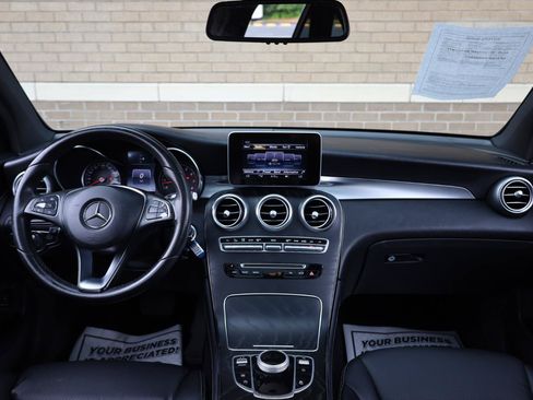 Used 2017 Mercedes-Benz GLC 300 image 28