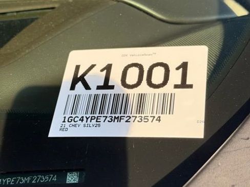 Used 2021 Chevrolet Silverado 2500 LTZ w/ LTZ Plus Package image 33