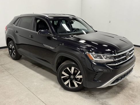 Used 2023 Volkswagen Atlas Cross Sport SE image 31