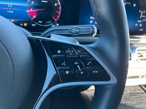 Used 2025 Mercedes-Benz GLE 350 4MATIC image 23