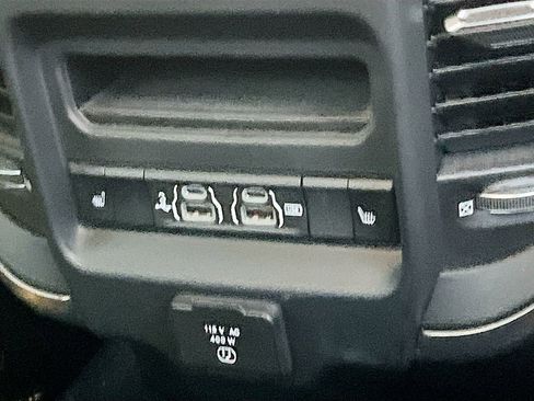 Used 2019 RAM 2500 Limited AWD/4WD image 27