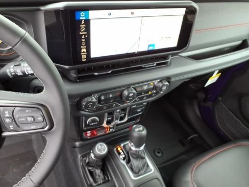 New 2026 Jeep Wrangler Unlimited Rubicon image 15