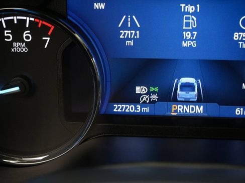 Certified 2023 Ford F150 XLT w/ Equipment Group 302A High image 18