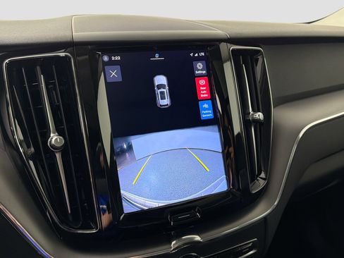 Certified 2023 Volvo XC60 B5 Core w/ Protection Package Premier image 14