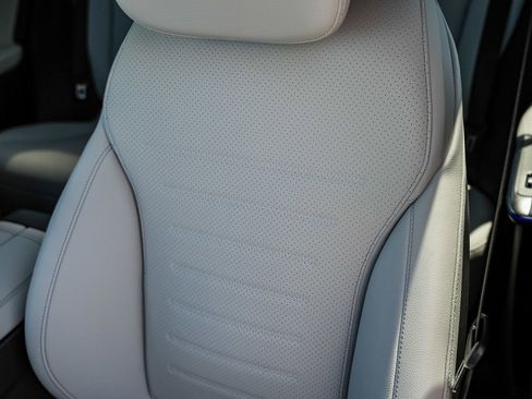 New 2026 Mercedes-Benz GLC 300 4MATIC image 24