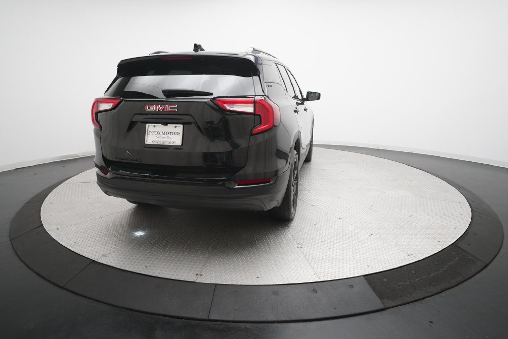 Certified 2024 GMC Terrain SLT w/ Elevation Edition AWD/4WD image 13