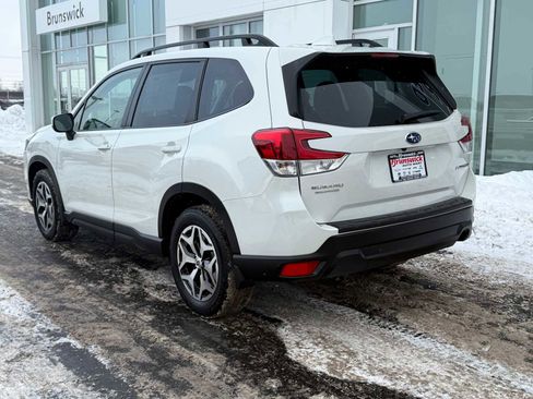 Certified 2023 Subaru Forester Premium image 6