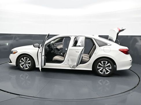 Used 2023 Honda Civic LX image 50