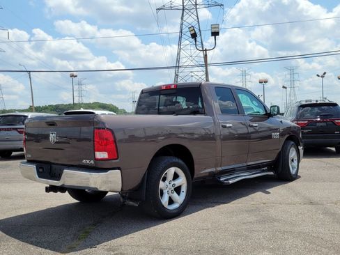 Used 2018 RAM 1500 Classic SLT AWD/4WD image 5