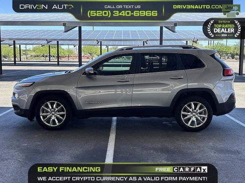 Used 2016 Jeep Cherokee Limited w/ Luxury Group FWD image 4