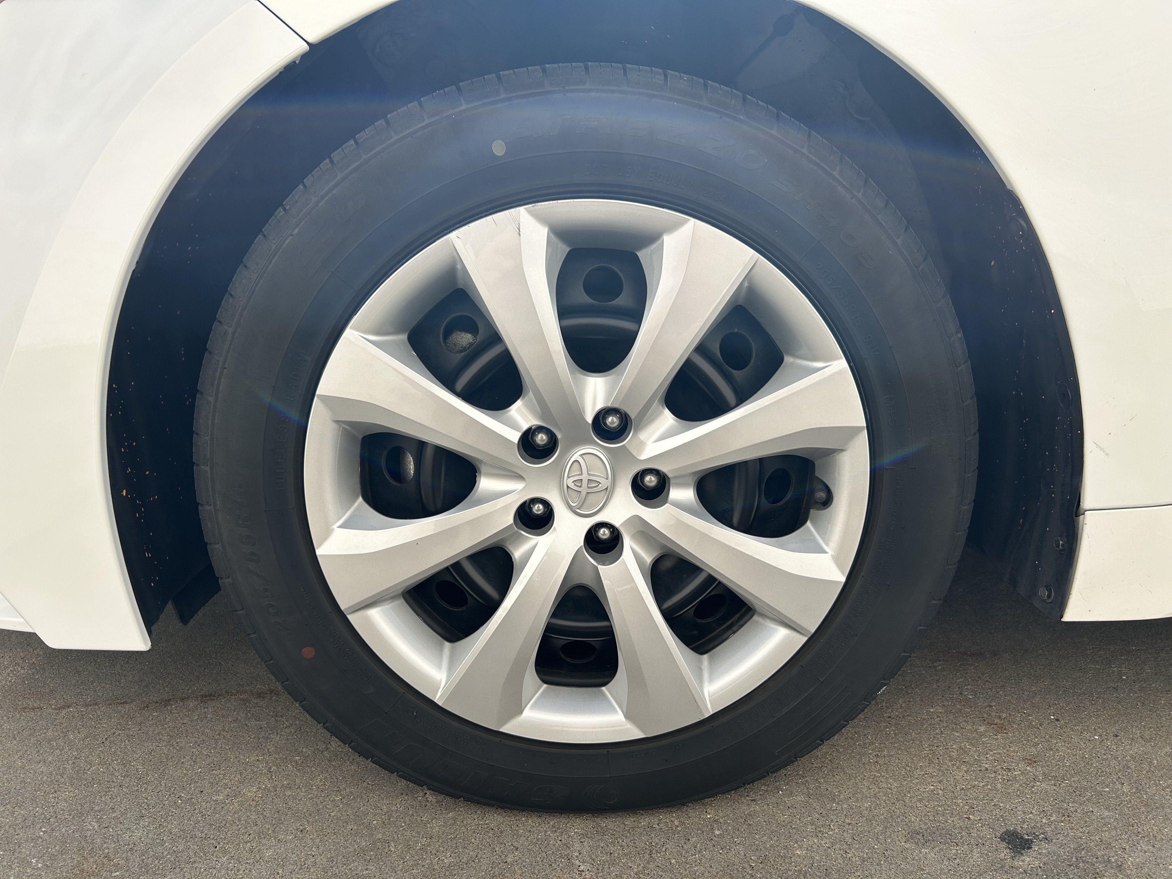 Certified 2024 Toyota Corolla LE FWD image 13
