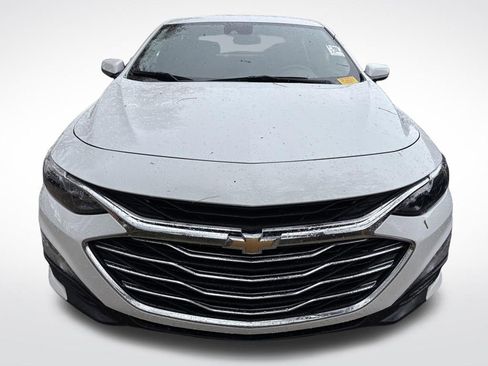 Used 2025 Chevrolet Malibu LT FWD image 9