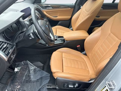 Used 2021 BMW X3 xDrive30i w/ Convenience Package image 11