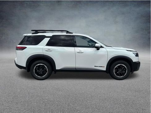 Used 2024 Nissan Pathfinder Rock Creek AWD/4WD image 11