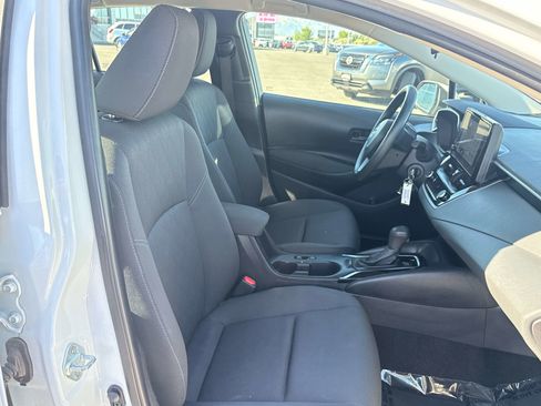 Used 2024 Toyota Corolla LE FWD image 16