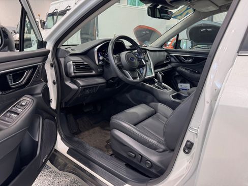 Used 2024 Subaru Outback Limited AWD/4WD image 15