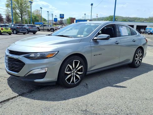 Used 2023 Chevrolet Malibu RS w/ Driver Confidence Package FWD image 5