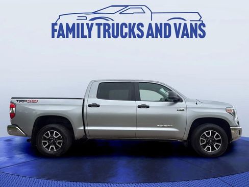 Used 2018 Toyota Tundra SR5 w/ TRD Off Road Package image 6