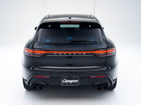Used 2022 Porsche Macan S image 10