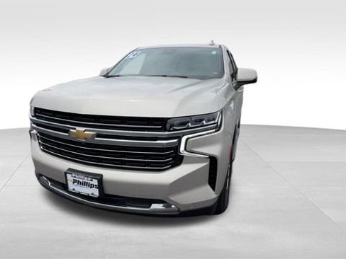 Certified 2024 Chevrolet Tahoe LT w/ Luxury Package AWD/4WD image 2
