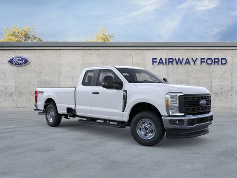 New 2026 Ford F250 XL w/ FX4 Off-Road Package image 7