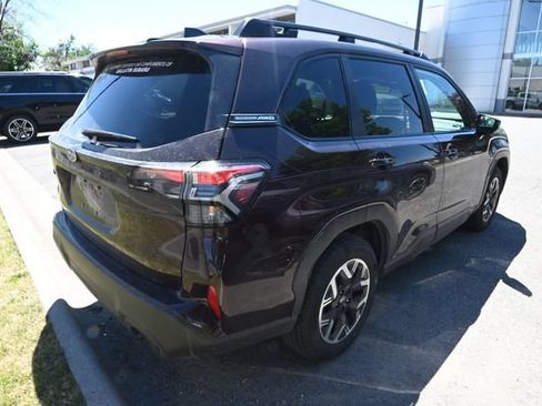 Used 2026 Subaru Forester Premium AWD/4WD image 5