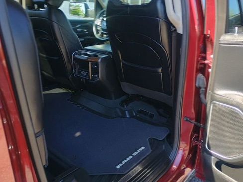 Used 2022 RAM 1500 Laramie AWD/4WD image 13