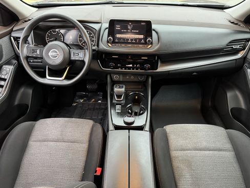 Used 2021 Nissan Rogue SV image 22