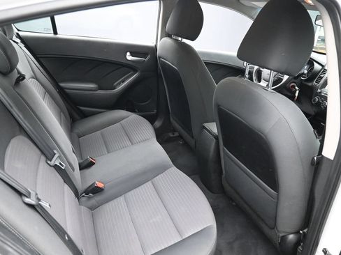 Used 2018 Kia Forte LX w/ LX Popular Package FWD image 33