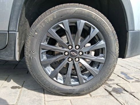 Used 2023 Chevrolet Traverse RS w/ LPO, Floor Liner Package FWD image 24