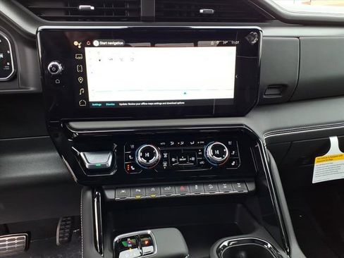 New 2026 GMC Sierra 1500 AT4X w/ LPO, Black Badging Package image 9