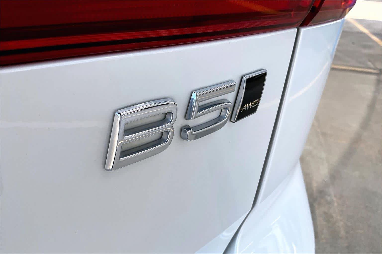 Used 2023 Volvo XC60 B5 Ultimate w/ Climate Package AWD/4WD image 10
