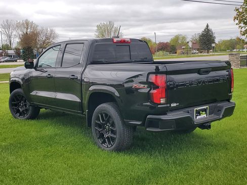 New 2026 Chevrolet Colorado Z71 w/ Technology Package AWD/4WD image 3