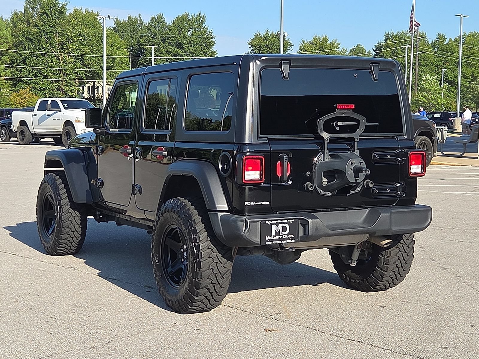 Used 2022 Jeep Wrangler Unlimited Sport AWD/4WD image 4