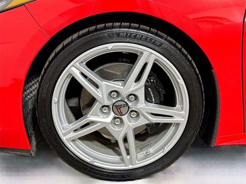 Certified 2024 Chevrolet Corvette Stingray Coupe w/ 1LT image 26