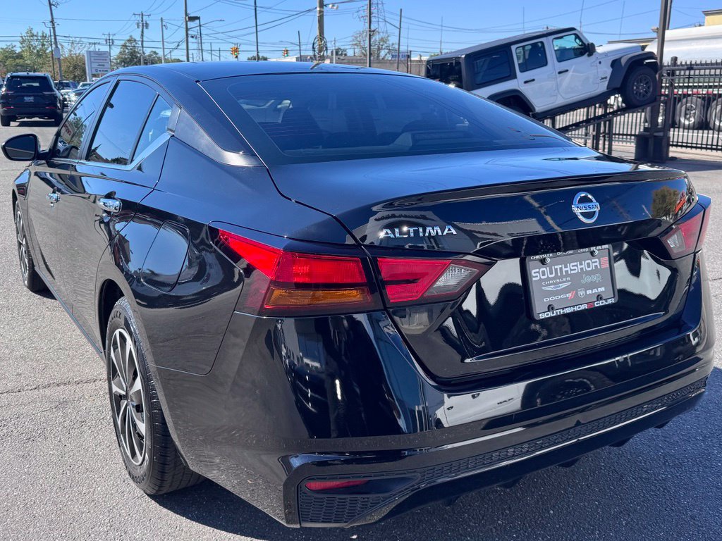 Used 2021 Nissan Altima 2.5 S FWD image 5