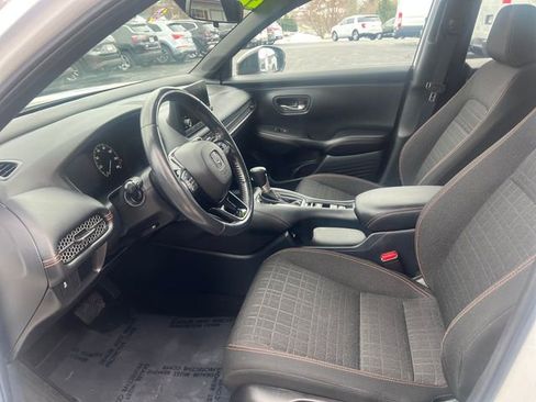 Used 2023 Honda HR-V Sport image 16