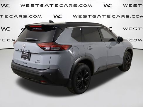 Used 2023 Nissan Rogue SV w/ SV Premium B Package image 49