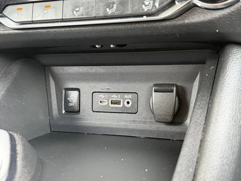 Used 2024 Nissan Sentra SV FWD image 24
