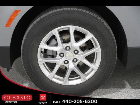 Used 2024 Chevrolet Equinox LS w/ LS Convenience Package image 22