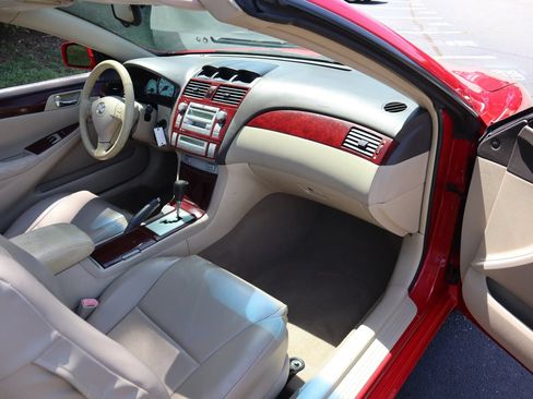 Used 2004 Toyota Solara SLE FWD image 14