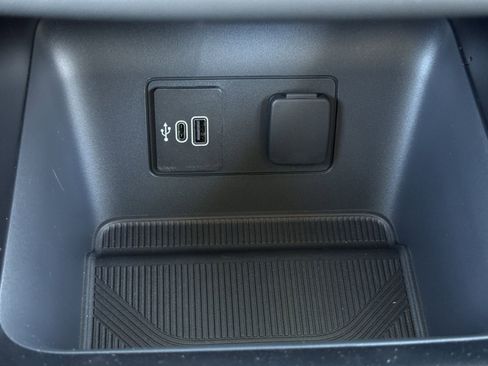 New 2026 Ford Explorer Active image 17