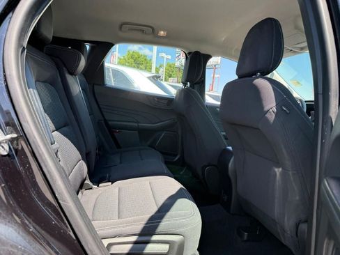 Used 2023 Ford Escape AWD image 9