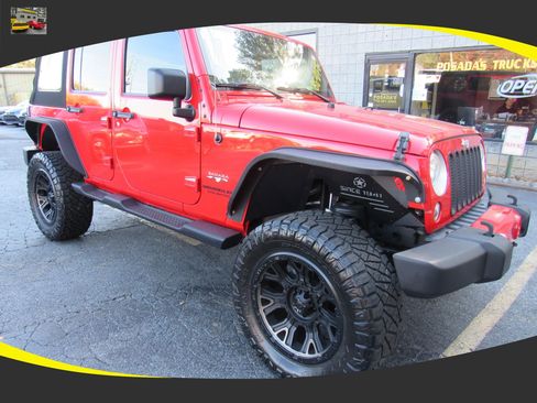 Used 2017 Jeep Wrangler Unlimited Sahara w/ Connectivity Group image 1