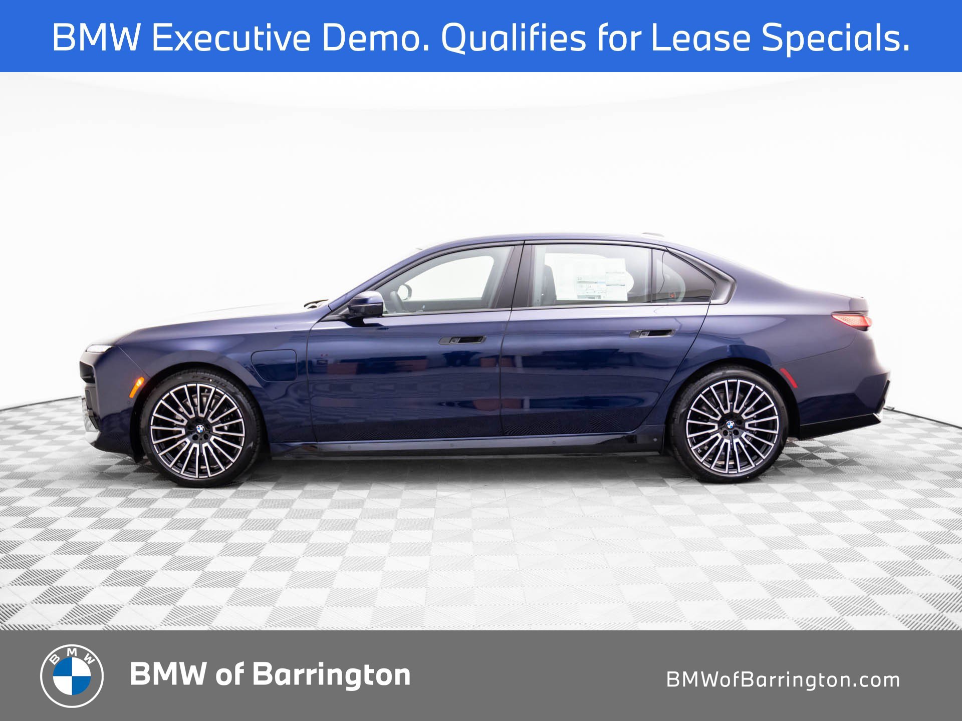 Used 2026 BMW 750e xDrive w/ Executive Package AWD/4WD image 2