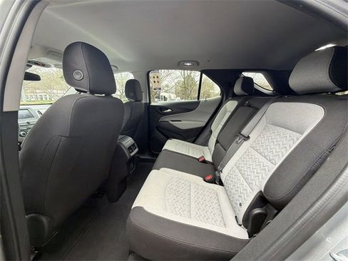 Used 2024 Chevrolet Equinox LT image 24